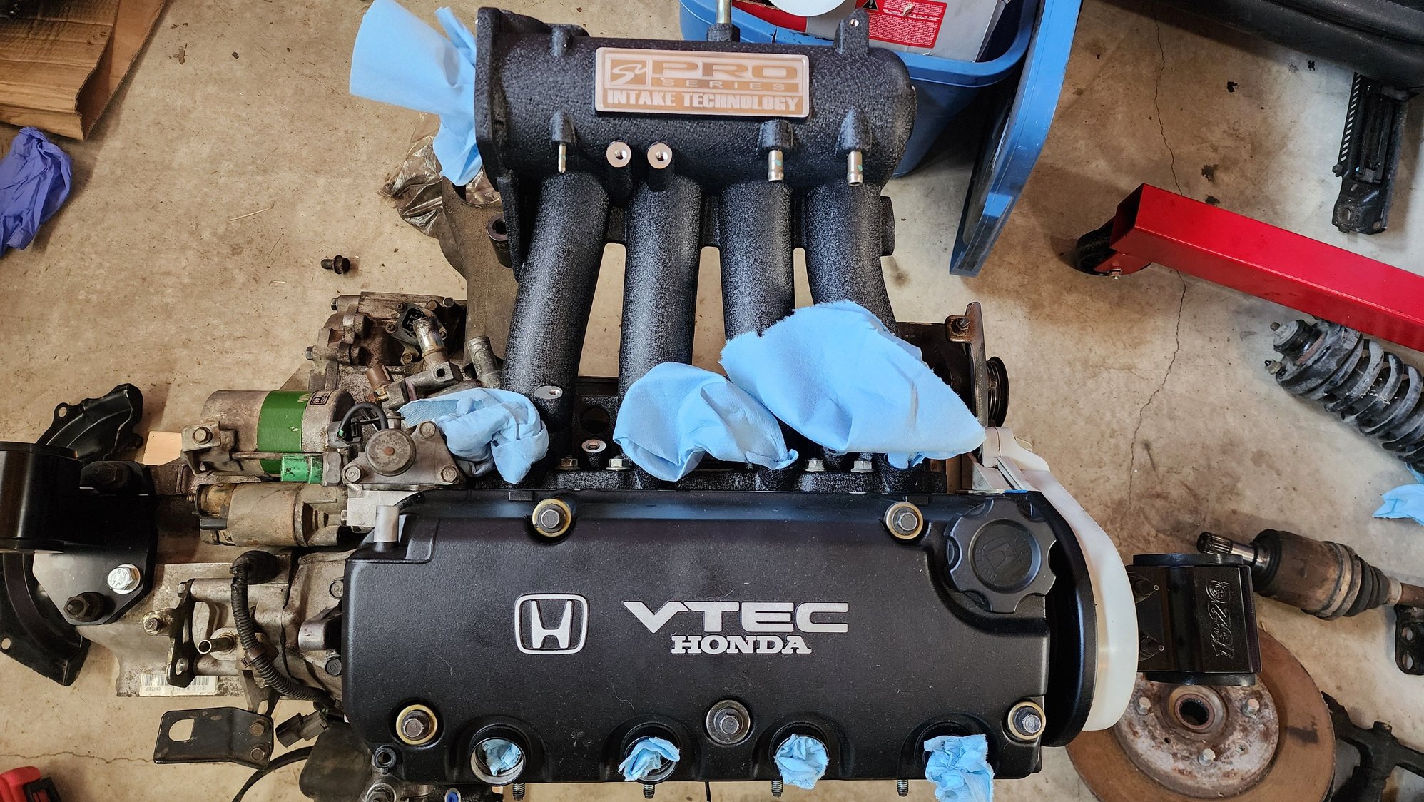 Intake manifold from Skunk2