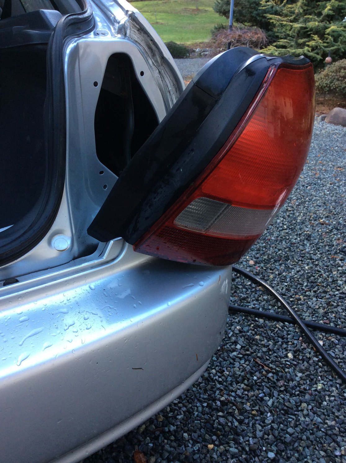 Fix Leaking Tail Lights HondaTech Honda Forum Discussion