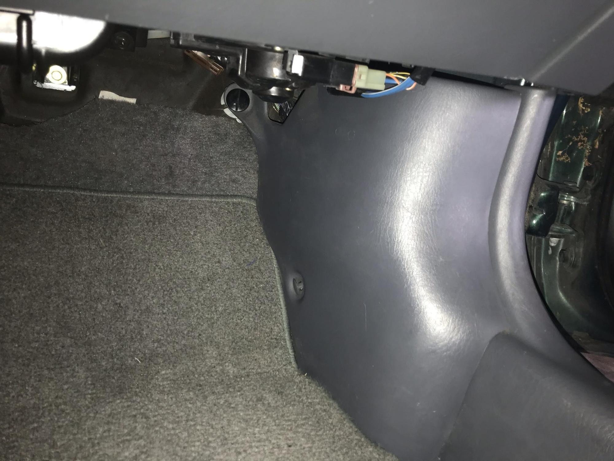 1999 Civic EX Coupe PGMFI/Fuel Pump Relay Kill Switch Install Honda