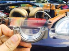 And here's the good bearing sitting in the same rod cap.