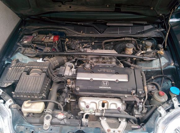 Engine Bay, dirty as hell