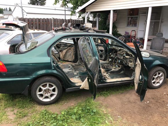 I used this green flipper car to make some money for blue car. It has a broken off spark plug and was trashed nasty. 