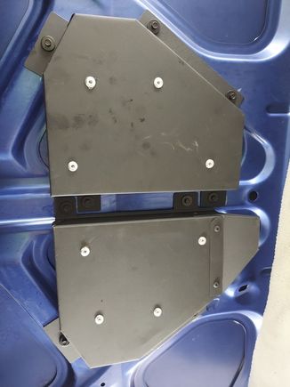 Trays installed.