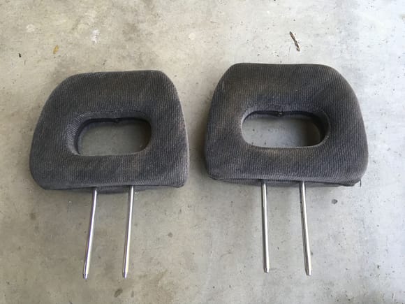 94-01 Acura Integra LS charcoal patterned headrests 
$10 each