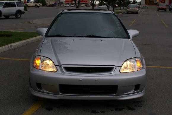 My 2000 SiR, em1 in oem vogue silver

.