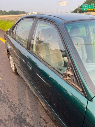 Shows scratches and a little bit of the dents. Also shows mirror is gone but that was pretty obvious.