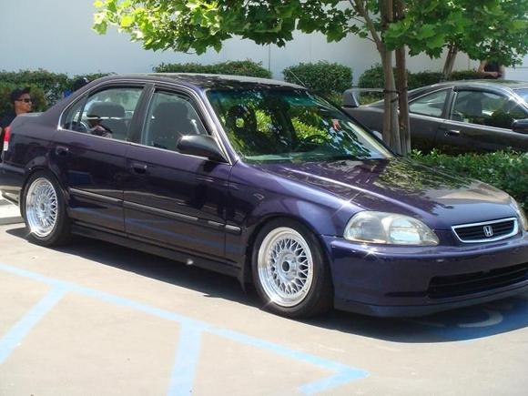DAILY DAP SEDAN