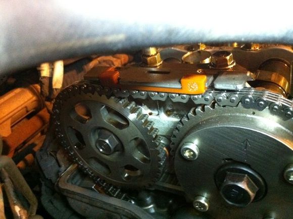 marks on cam gears