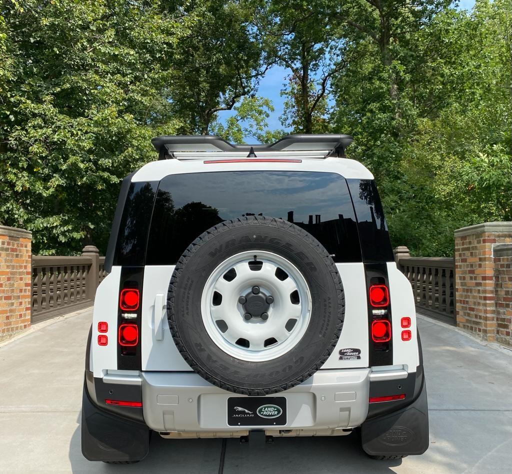 2023 Land Rover Defender - 2023 Land Rover Defender 30th anniversary for sale! - Used - VIN salej7ex3p2113336 - 14,500 Miles - 4 cyl - 4WD - Automatic - SUV - White - Rochester Hills, MI 48309, United States