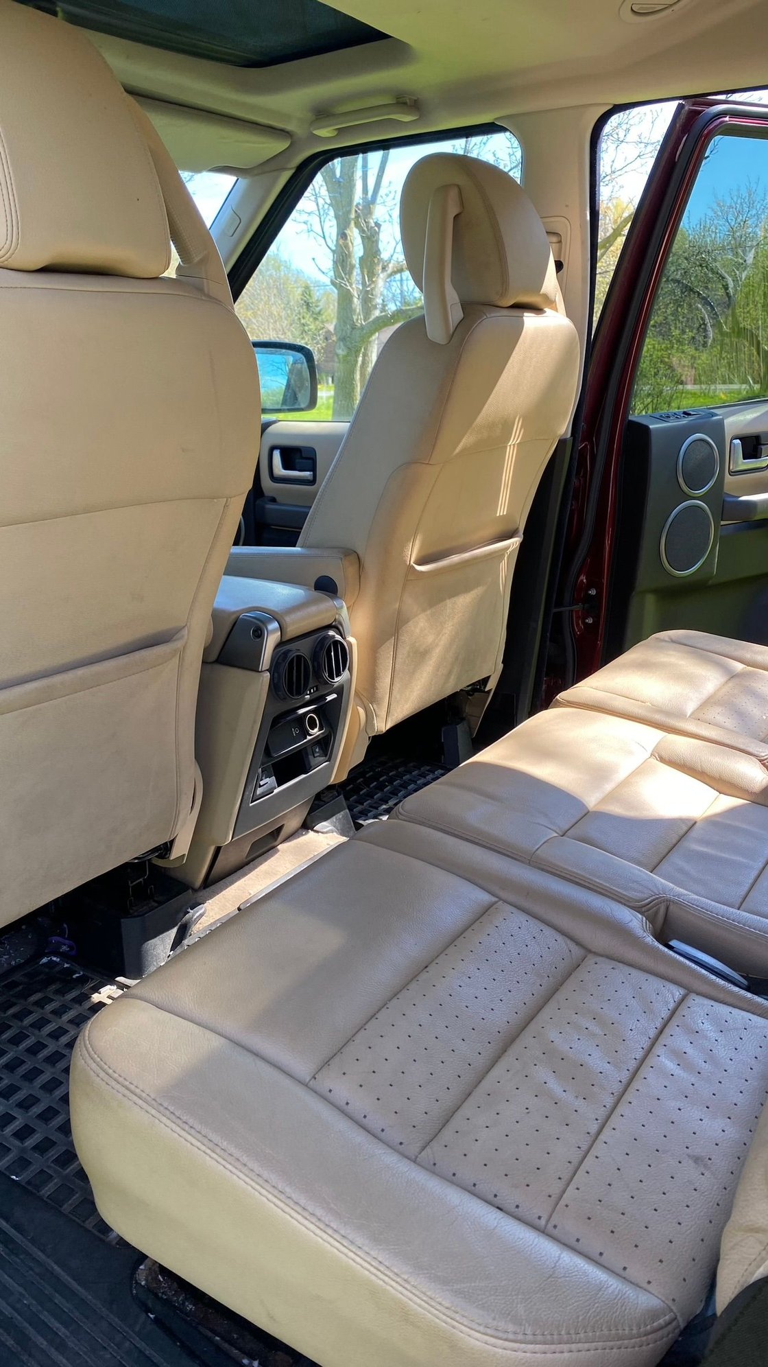 2005 Land Rover LR3 - Fs - 2005 lr3 hse - Used - VIN SALAG25445A333108 - 200,209 Miles - 8 cyl - 4WD - Automatic - SUV - Red - Clarence, NY 14031, United States