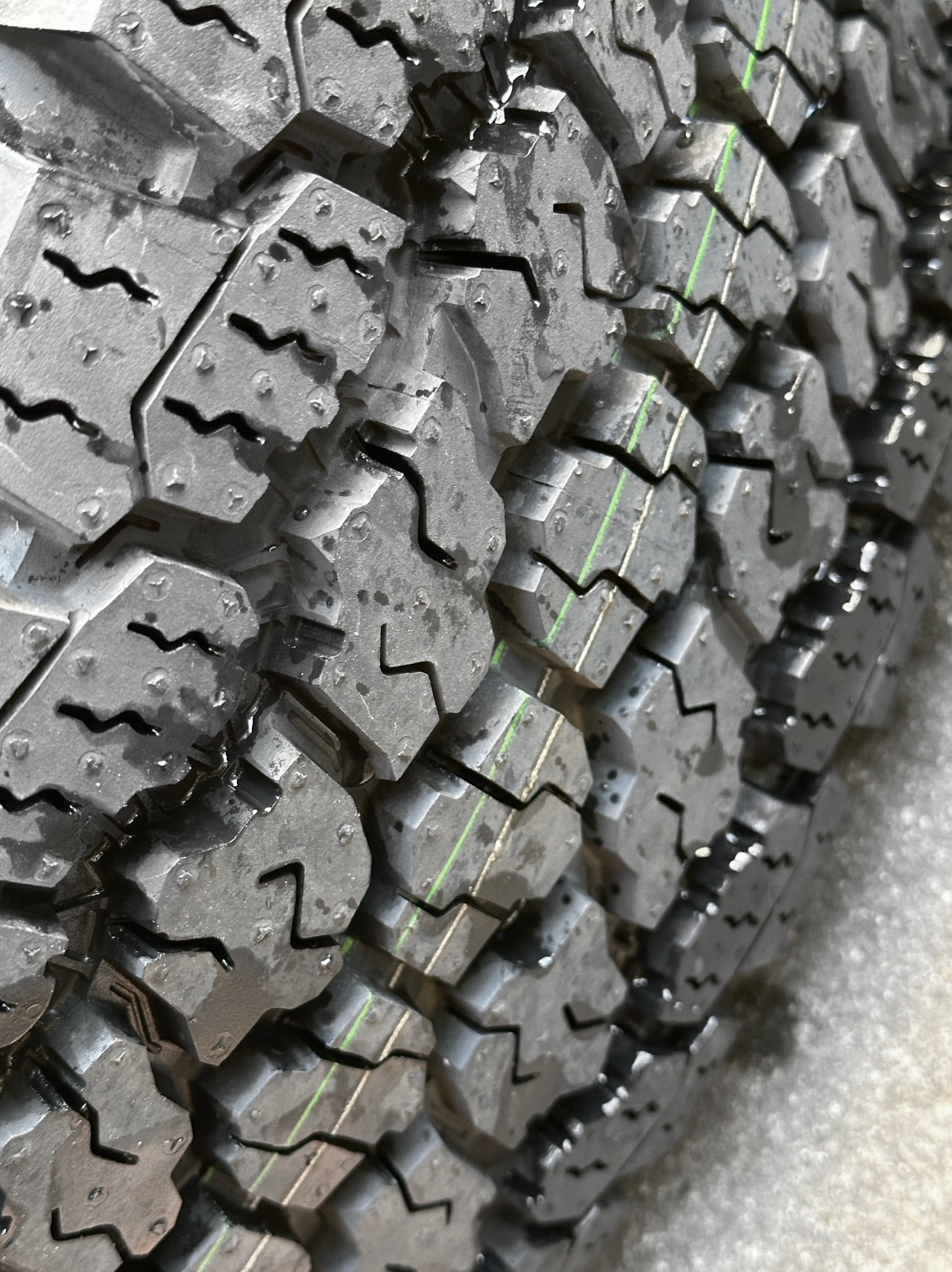 Wheels and Tires/Axles - [Five] Defender First Edition 20" Style 5098 with AT - Used - 2020 to 2027 Land Rover Defender - Burlingame, CA 94010, United States