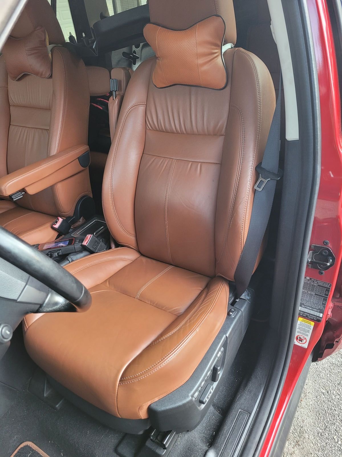 2012 Land Rover LR2 - Heartbroken! Selling my 2012 LR2 HSE - Used - VIN SALFT2BN8CH283137 - 133,343 Miles - 6 cyl - AWD - Automatic - SUV - Red - Tallahassee, FL 32309, United States
