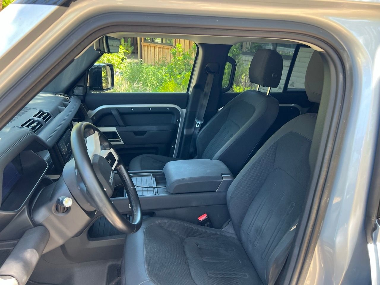 2021 Land Rover Defender - Looking For a Good Home - 2021 Defender 110 SE - Used - VIN SALEP7RU1M2041000 - 39,500 Miles - 6 cyl - AWD - Automatic - SUV - Silver - Los Gatos, CA 95033, United States