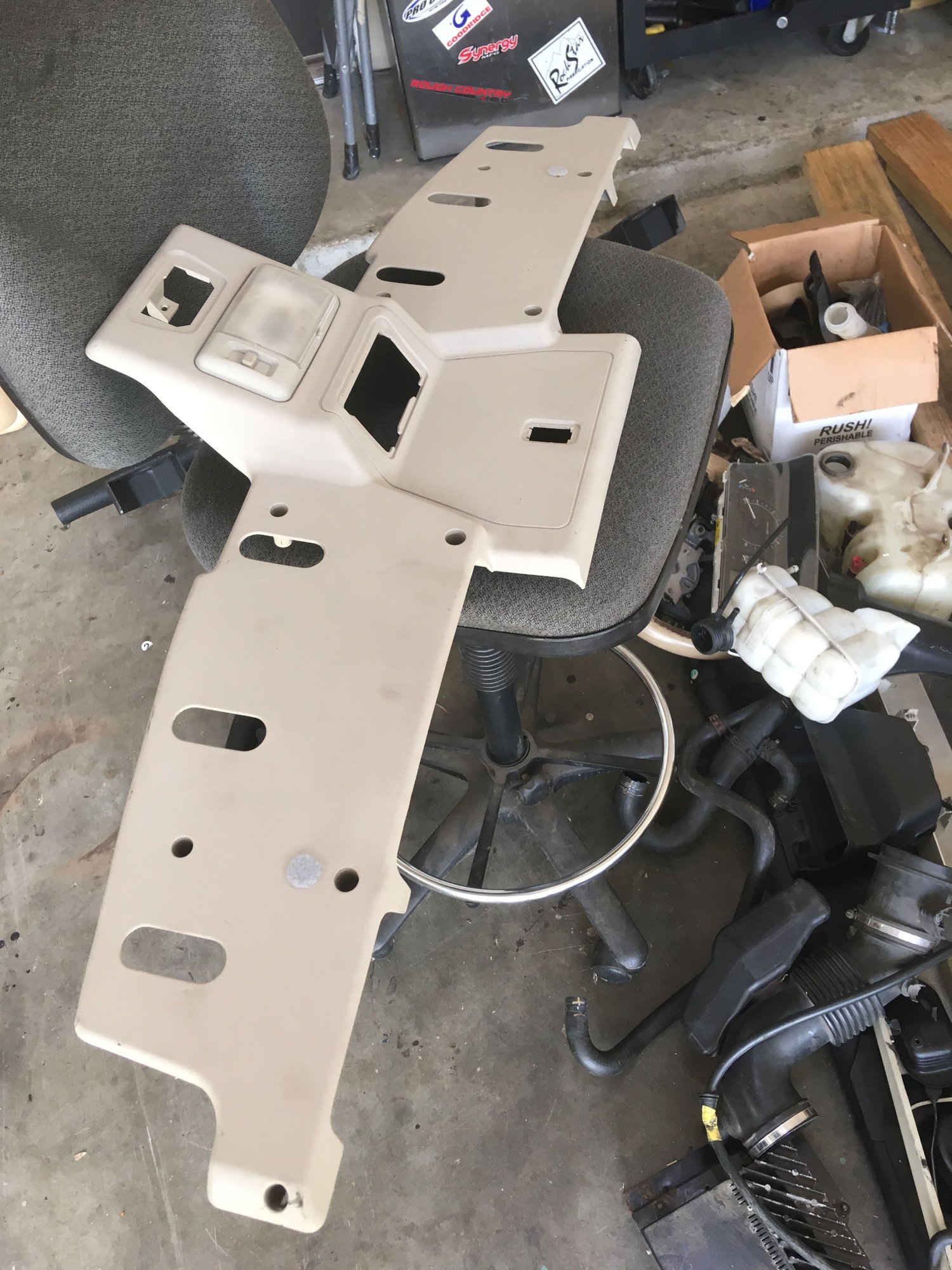 Miscellaneous - 04 disco parts left over - Used - 1999 to 2004 Land Rover Discovery - Temple, TX 76502, United States
