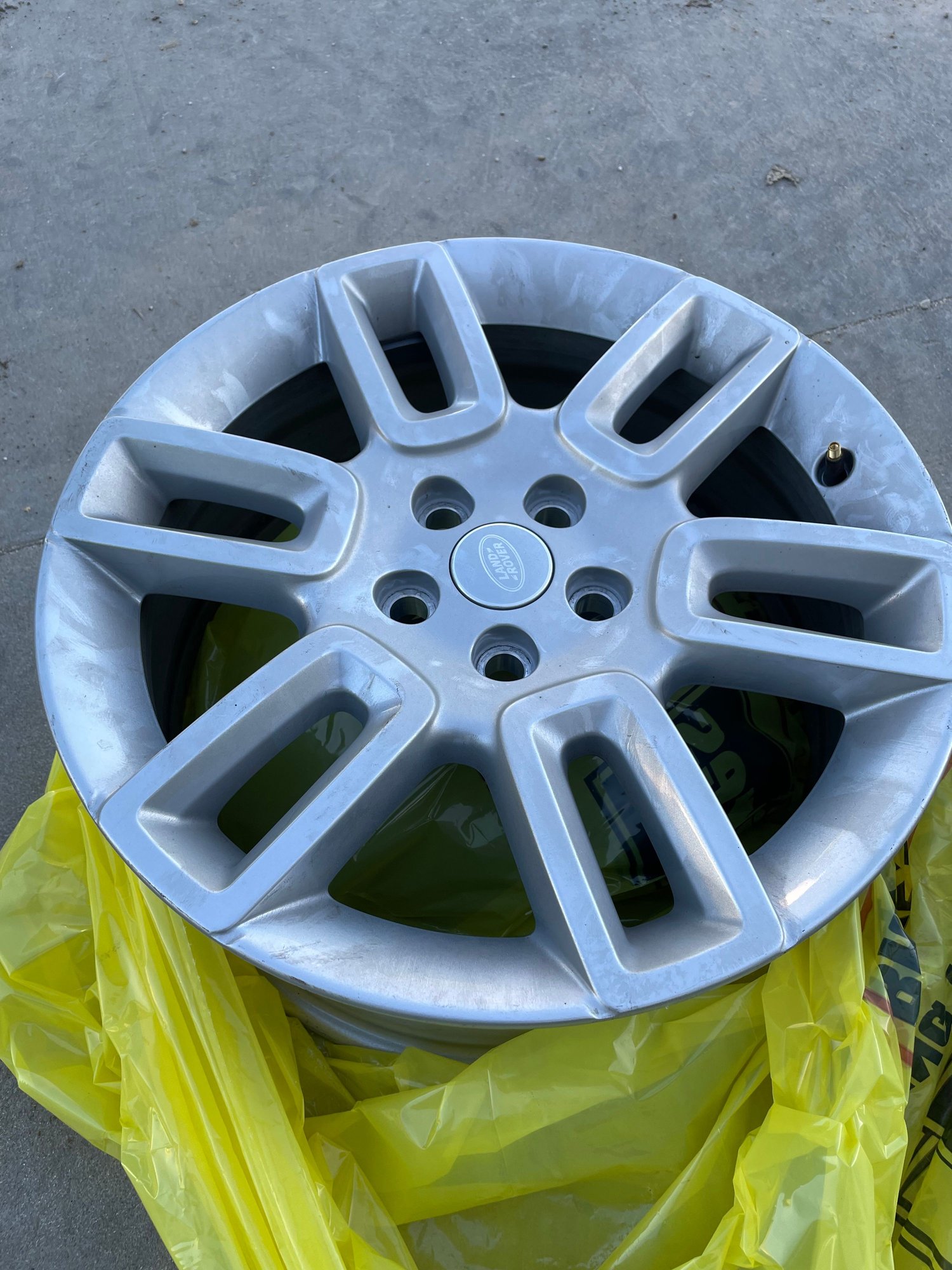 Wheels and Tires/Axles - New 19” wheels - New - 2020 to 2024 Land Rover Defender 110 - Meridian, ID 83646, United States