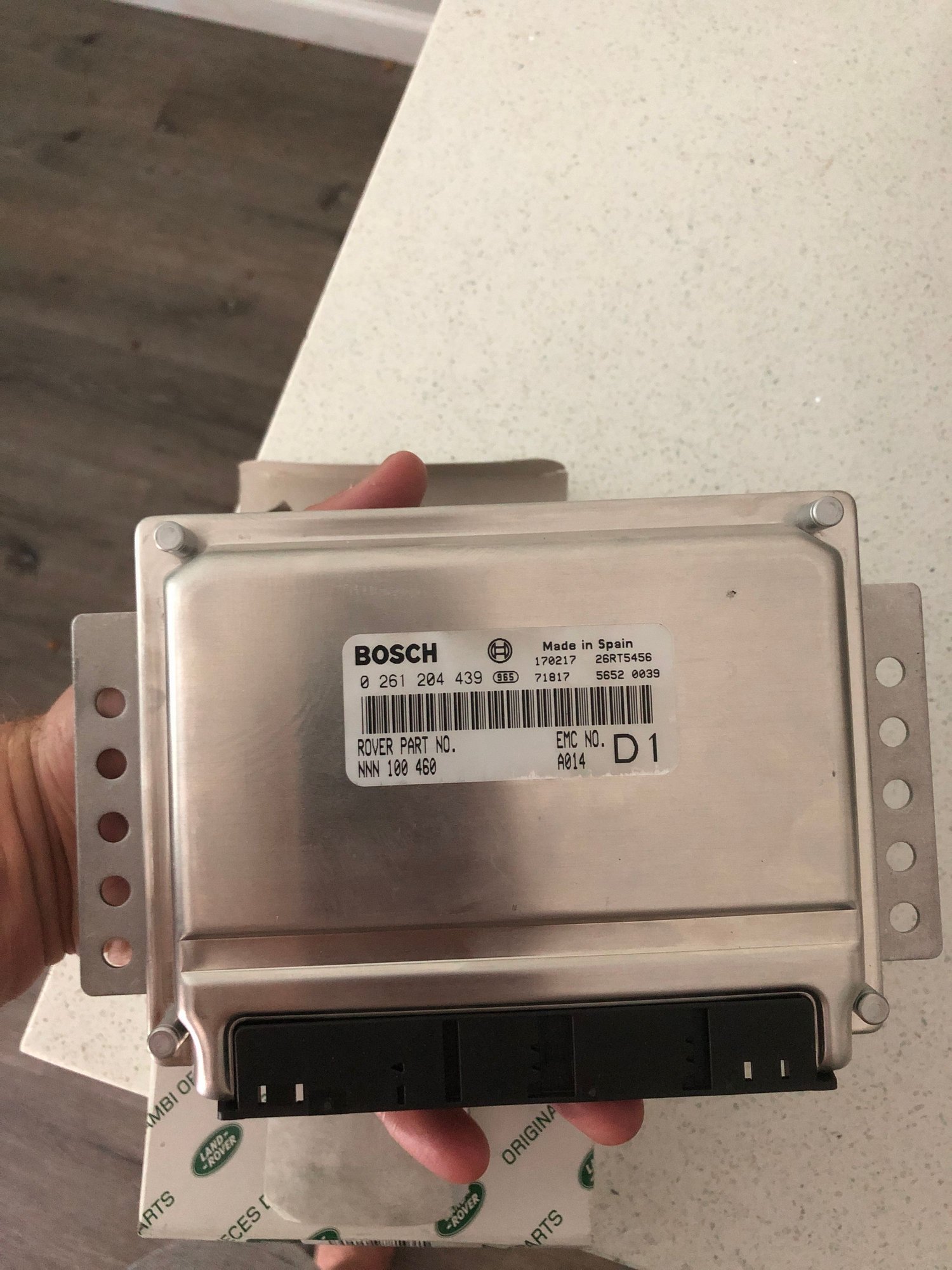 Engine - Electrical - Bosch NNN100460 genuine part ECU / ECM Module NIB 99-04 Discovery - New - 1999 to 2004 Land Rover Discovery - Austin, TX 78745, United States