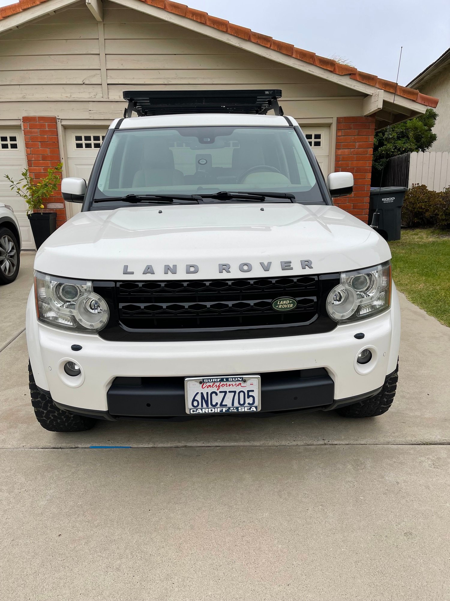 2010 Land Rover LR4 - Hate to give her up! V8 LR4 with upgrades - Used - VIN SALAG2D42AA522433 - 137,000 Miles - 8 cyl - 4WD - Automatic - SUV - White - Solana Beach, CA 92075, United States