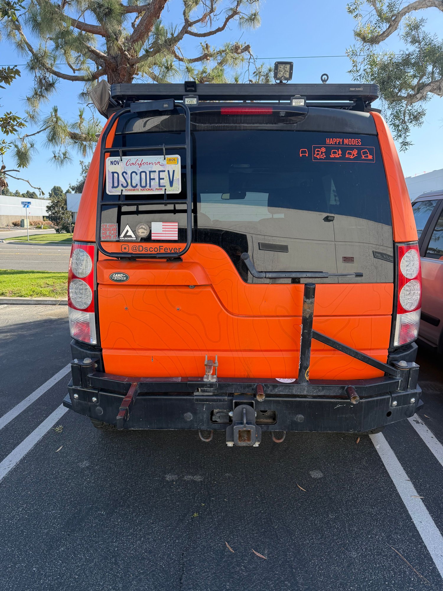 2013 Land Rover LR4 - Heavily modified HD 2013 LR4 for sale, blown engine... - Used - VIN SALAG2D42DA699584 - 8 cyl - 4WD - Automatic - SUV - Orange - Huntington Beach, CA 92649, United States
