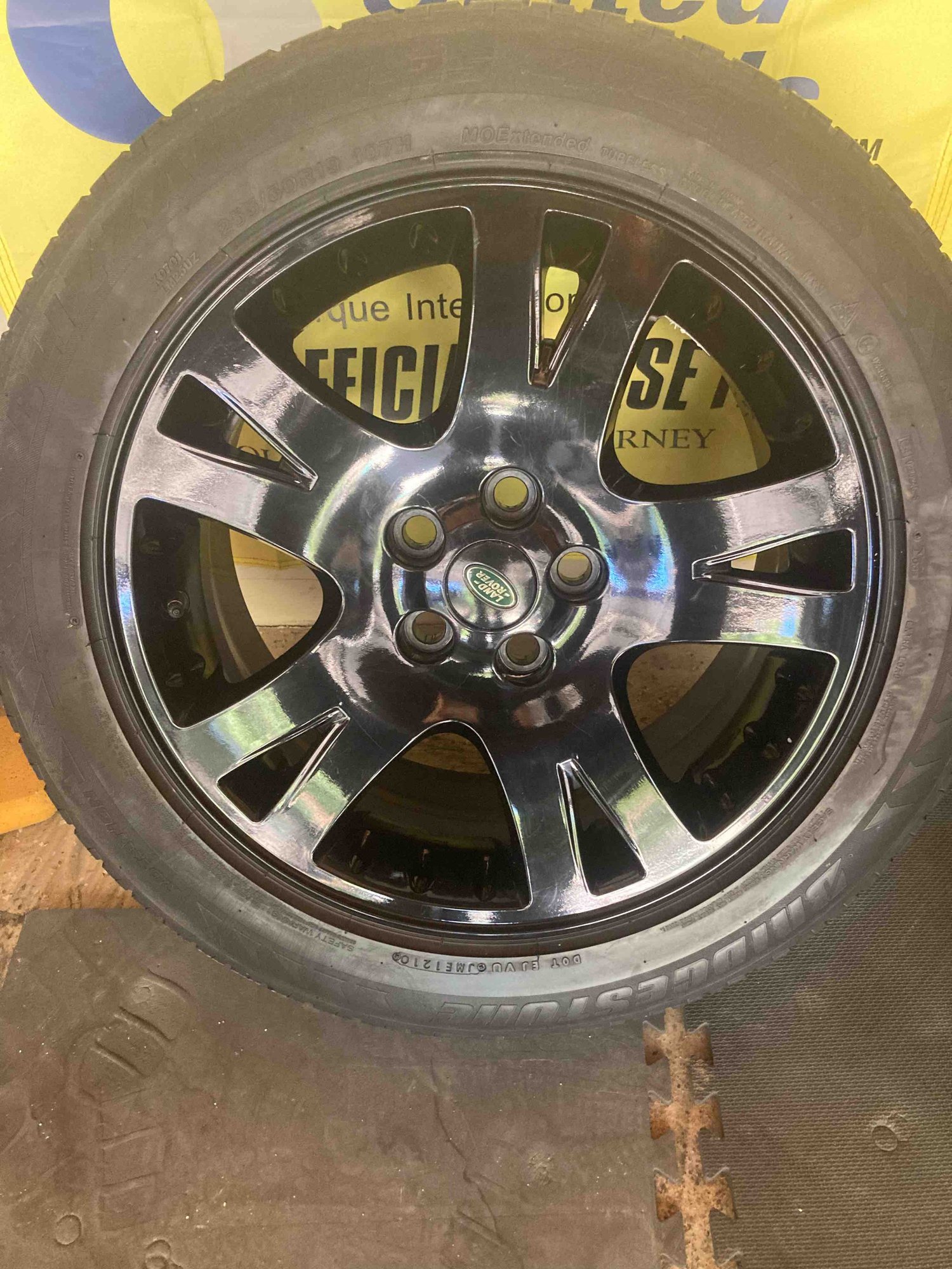 Wheels and Tires/Axles - 4 Black OEM RRS Wheels RRC502280 with Bridgestone Blizzak 255/55-R19 - Used - 2005 to 2013 Land Rover Range Rover Sport - 2004 to 2009 Land Rover LR3 - 2009 to 2016 Land Rover LR4 - Lyons, CO 80540, United States