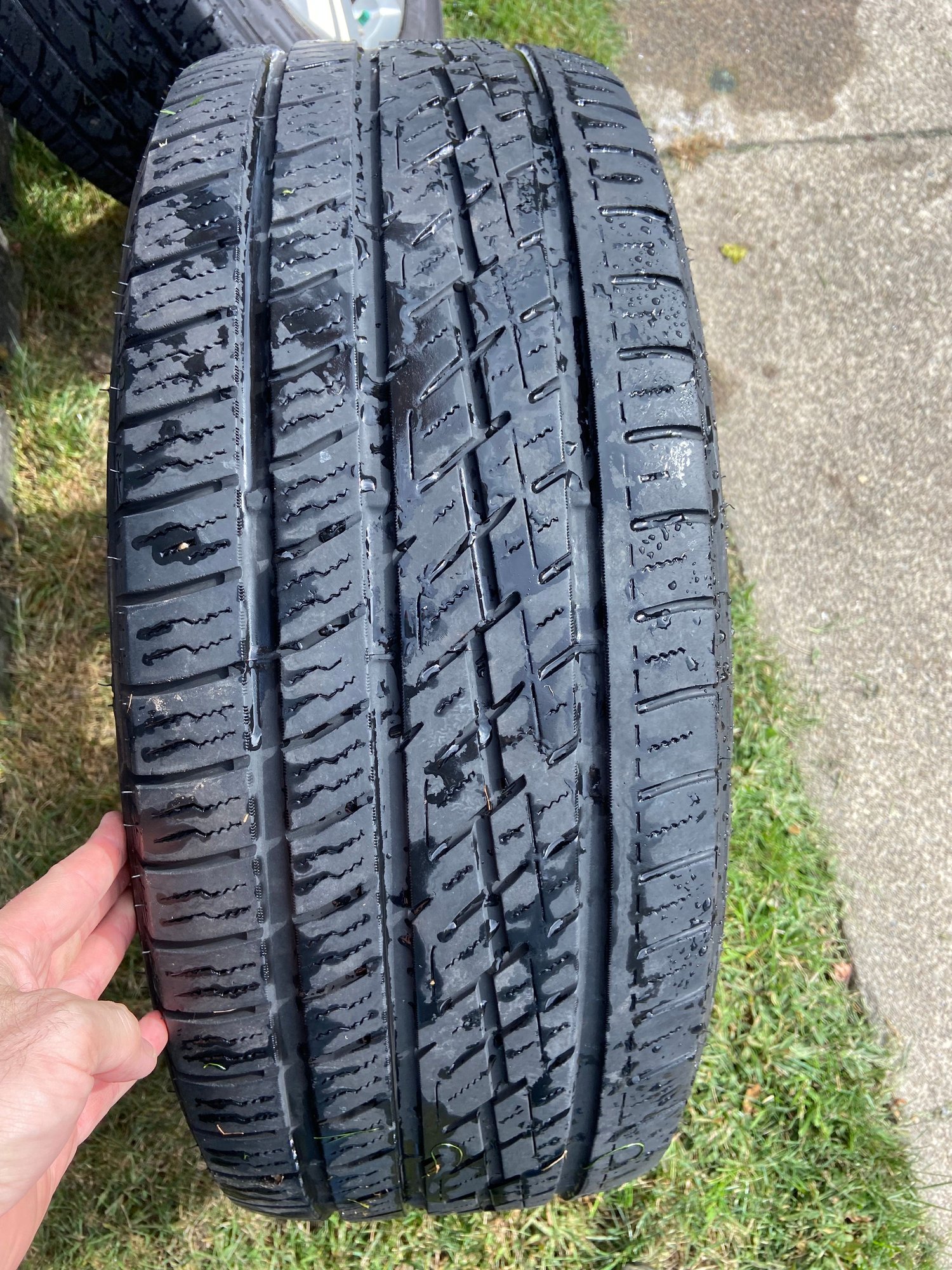 Wheels and Tires/Axles - LR4 - Factory rims/tires & TPMS sensors - Used - 2014 to 2016 Land Rover LR4 - Buffalo, NY 14222, United States