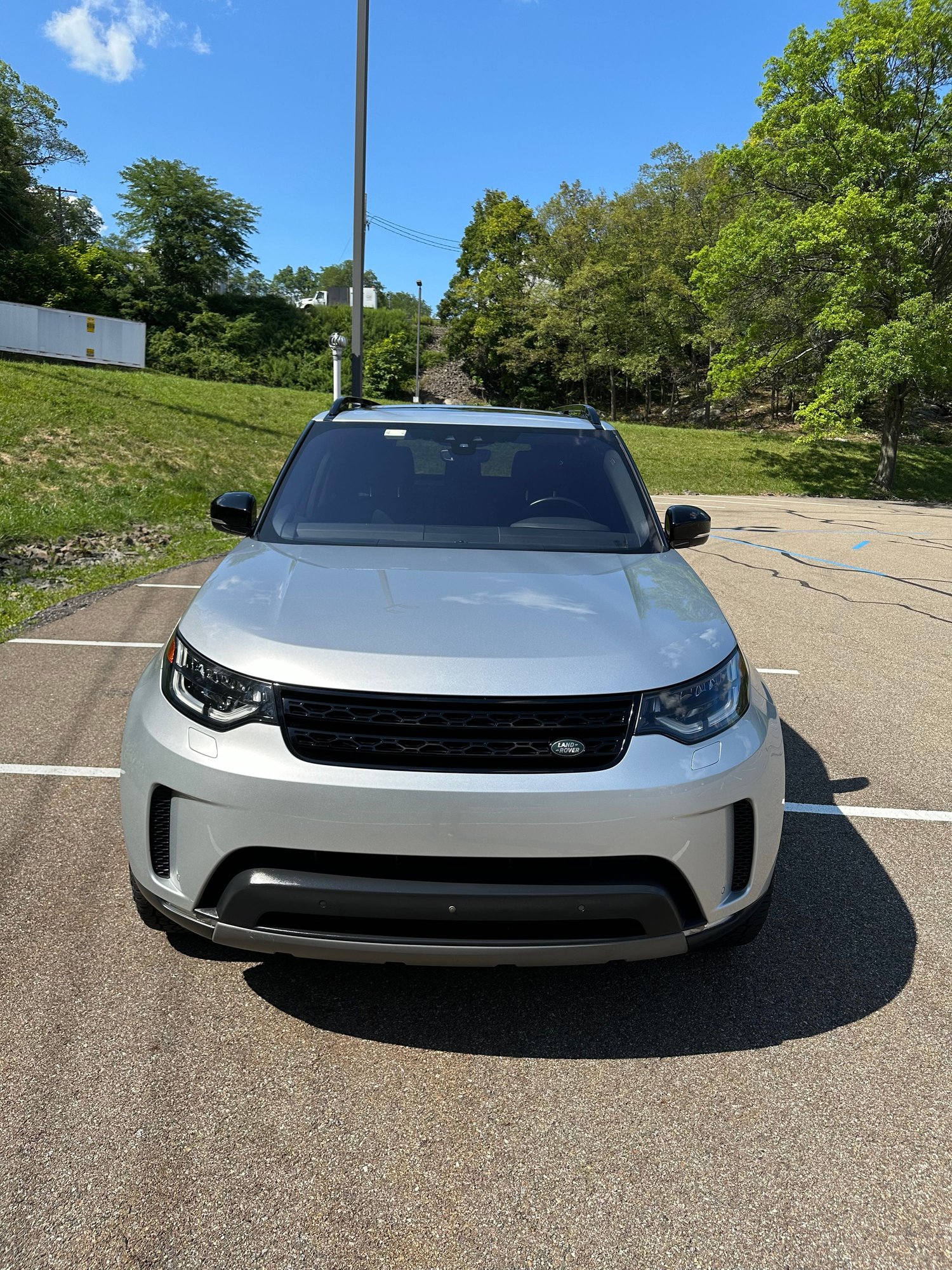 2018 Land Rover Discovery - Immaculate 2018 Discovery 5 HSE TD6! - Used - VIN SALGV2RE6JA514370 - 36,600 Miles - 6 cyl - 4WD - Automatic - SUV - Silver - West Point, NY 10996, United States