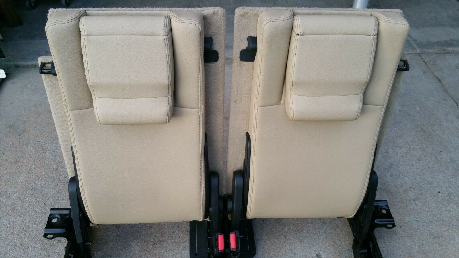 Interior/Upholstery - 2005-2009 land rover lr3 2nd + 3rd row seats - Used - 2005 to 2009 Land Rover LR3 - Yonkers, NY 10705, United States