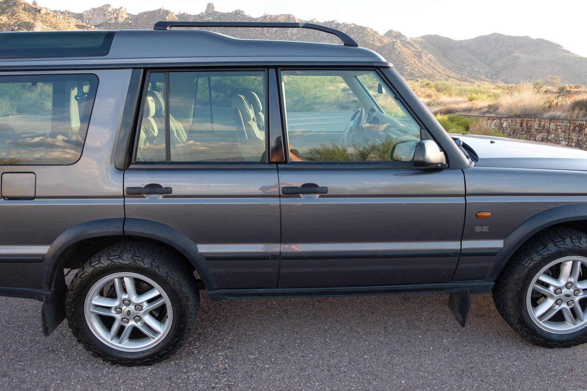 2002 Land Rover Discovery - 2002 Discovery 2 SE - 86k Miles - Used - VIN SALTY15482A741817 - 86,060 Miles - 8 cyl - 4WD - Automatic - SUV - Gray - Scottsdale, AZ 85260, United States