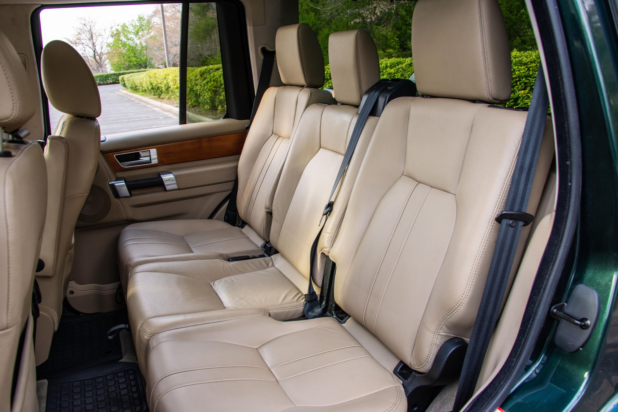 2011 Land Rover LR4 - For sale: 2011 LR4 HSE - Used - VIN SALAG2D46BA565934 - 168,500 Miles - 8 cyl - 4WD - Automatic - SUV - Other - Charlotte, NC 28202, United States