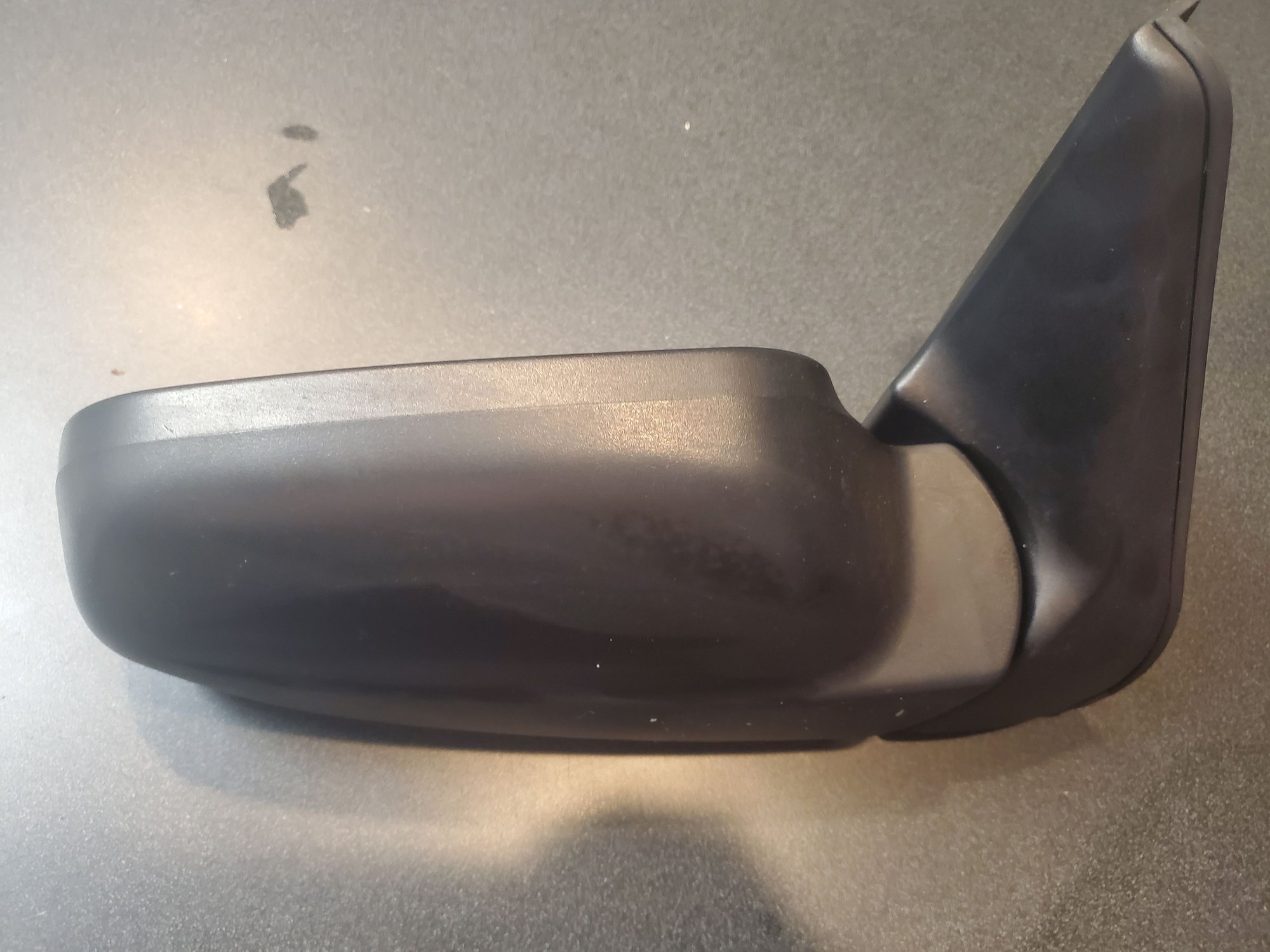 Exterior Body Parts - D2 right side mirror - Used - 1999 to 2004 Land Rover Discovery - Lawrence Township, NJ 08648, United States