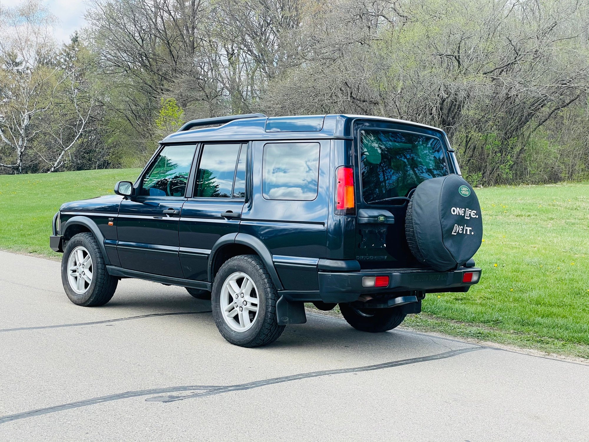 2004 Land Rover Discovery - 2004 Discovery 2 for sale - Used - VIN SALTW19424A865830 - 185,000 Miles - 8 cyl - 4WD - Automatic - SUV - Blue - Lake Geneva, WI 53147, United States