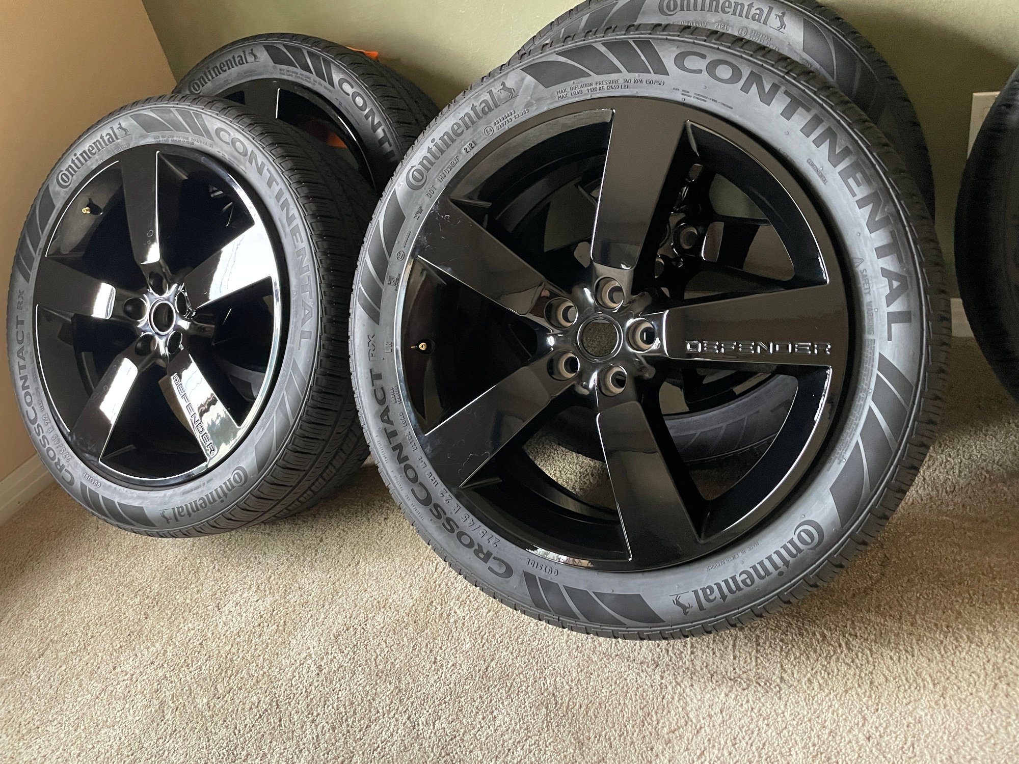 Wheels and Tires/Axles - 2022 V8 Defender 22 wheels - Used - 2020 to 2023 Land Rover Defender 110 - San Diego, CA 92101, United States