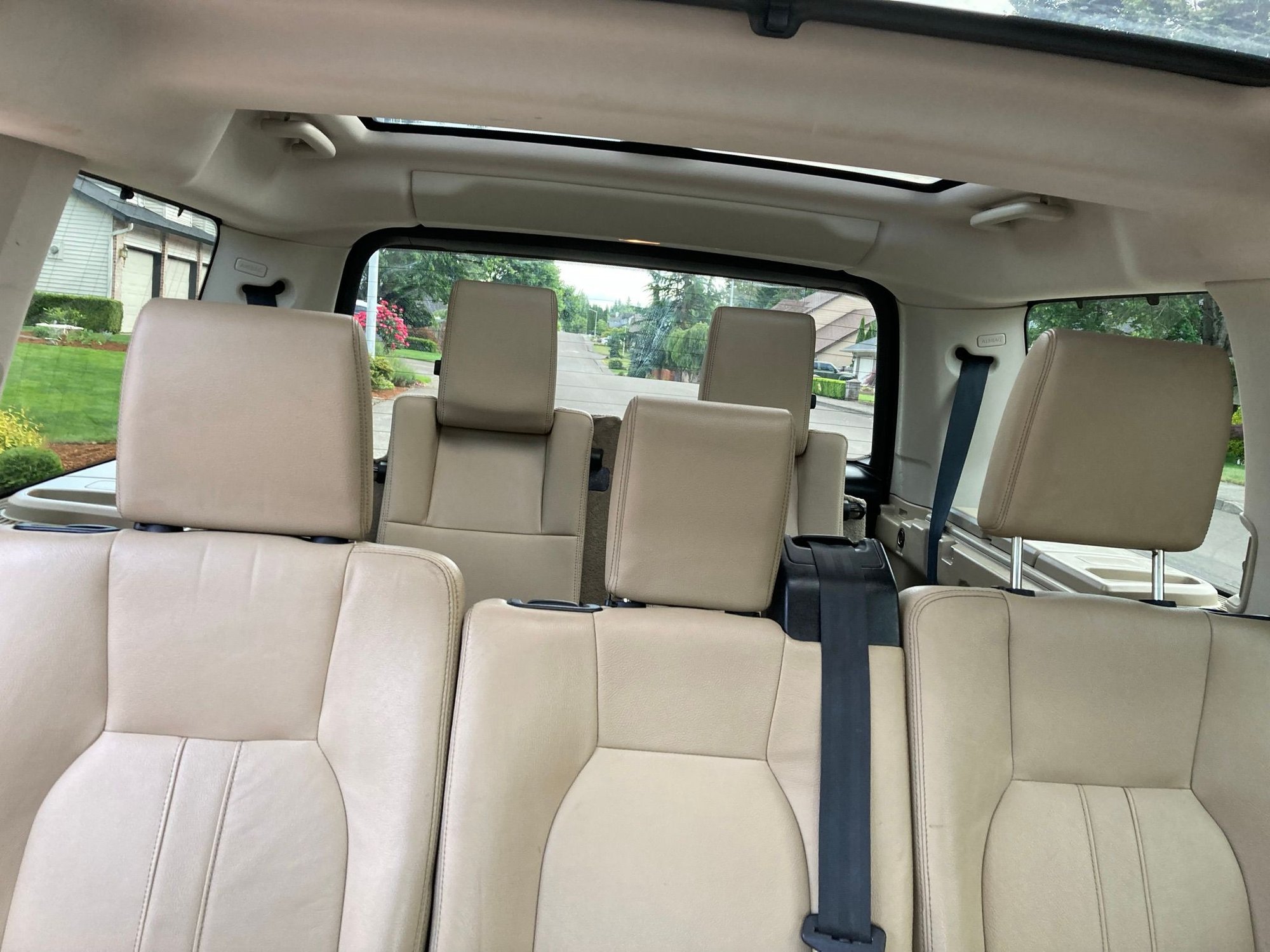 2010 Land Rover LR4 - 2010 LR4 For Sale Portland, OR area - Used - VIN SALAG2D48AA542122 - 128,280 Miles - 8 cyl - 4WD - Automatic - SUV - Blue - Vancouver, WA 98683, United States