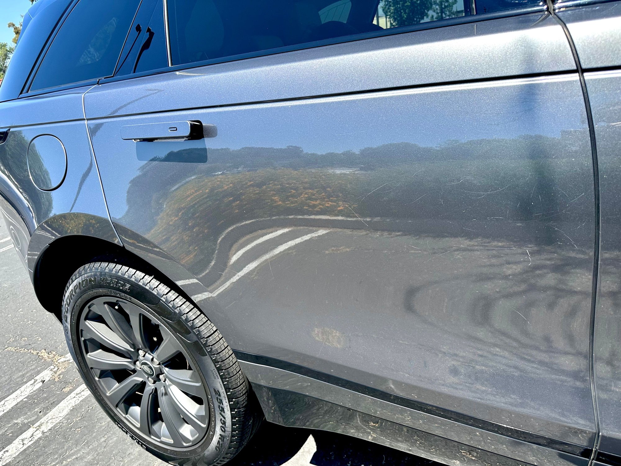 2019 Land Rover Range Rover Velar - Excellent 2019 Range Rover Velar 250 R Dynamic - Used - VIN SALYL2EX4KA215527 - 25,000 Miles - 6 cyl - 4WD - Automatic - SUV - Gray - Irvine, CA 92618, United States