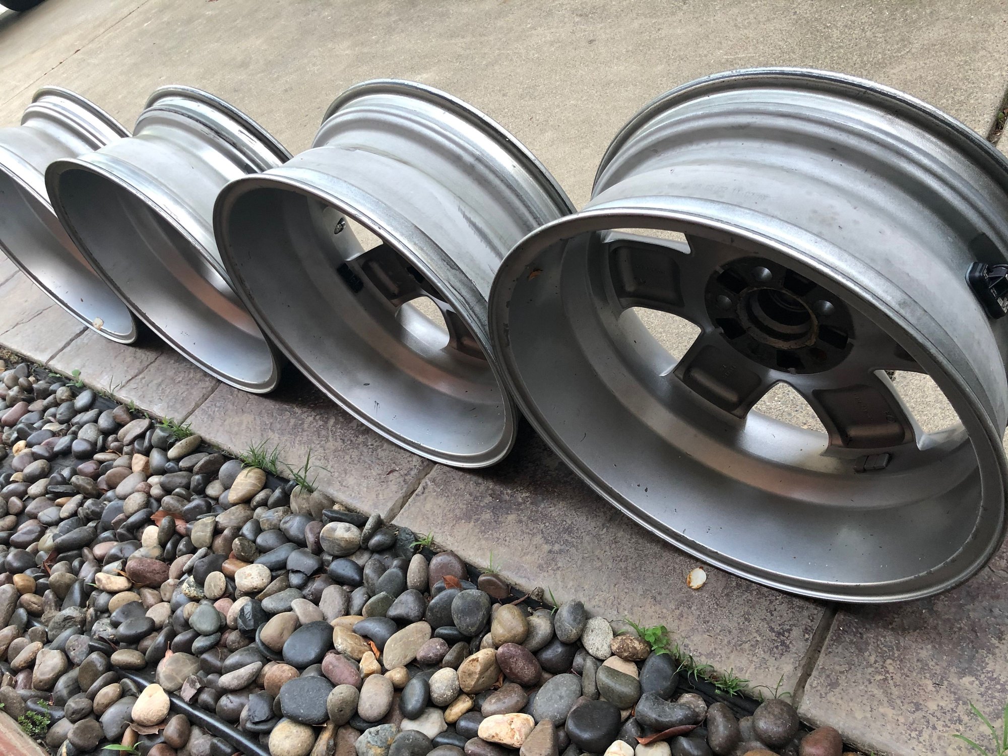 2007 Land Rover Range Rover - Range Rover 19" Wheels (fits 2003 to 2013) - Northern California - Used - VIN 1234567890 - Sacramento, CA 95818, United States