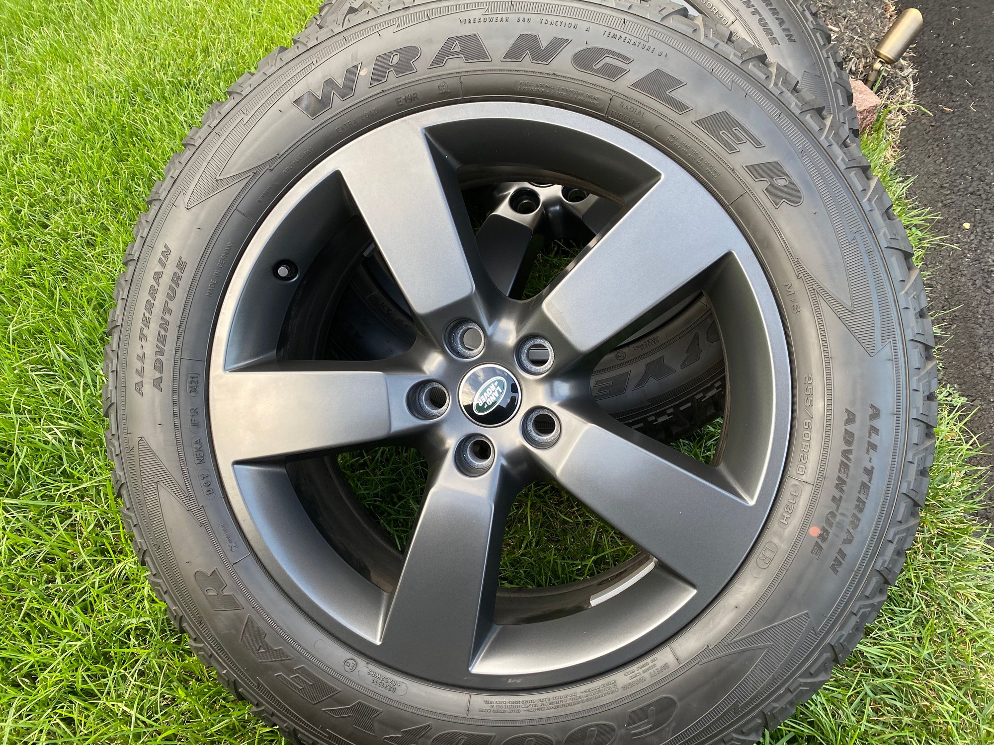 Wheels and Tires/Axles - 2022 defender 20” wheels, tires, and TPMS - Used - 0  All Models - Lorton, VA 22079, United States
