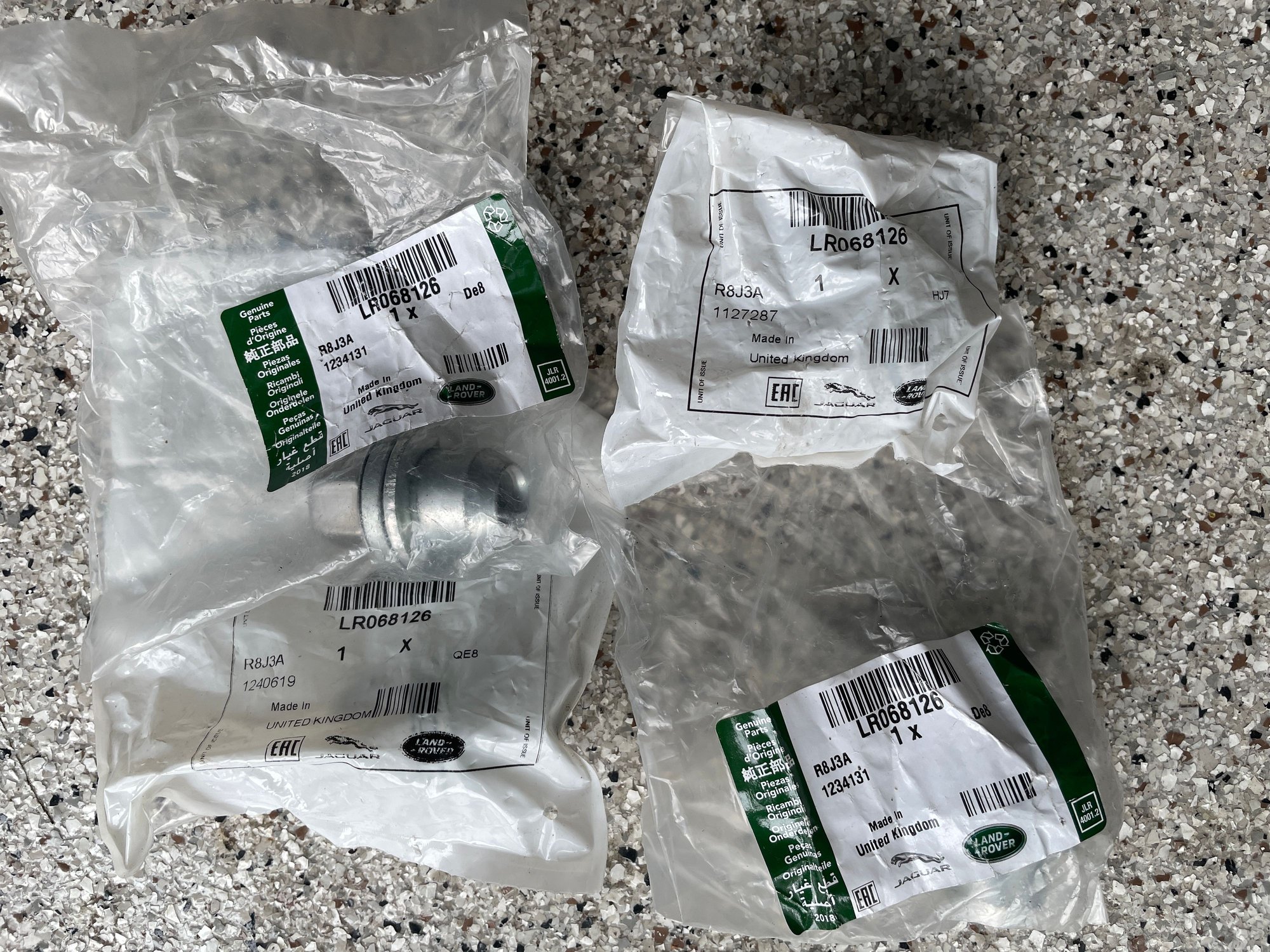 Wheels and Tires/Axles - Land Rover OE Chrome Wheel Nuts (LR068126) - New - 2018 to 2022 Land Rover Discovery - Chatham, NJ 07928, United States
