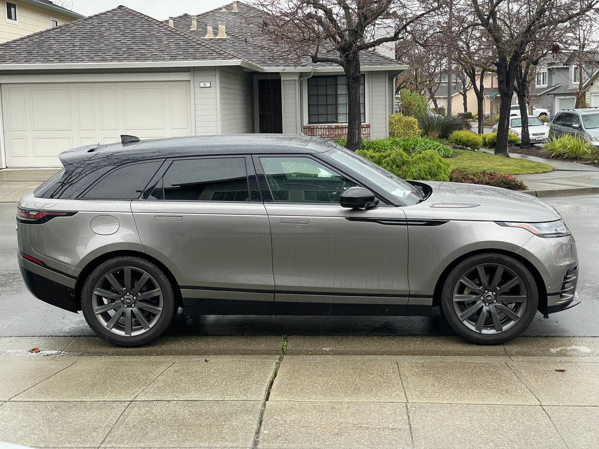 Wheels and Tires/Axles - [NorCal] 21” Wheels with Pirellis, Like New, RR Velar dark grey/gunmetal OEM wheels - Used - All Years Land Rover Range Rover Velar - All Years Any Make All Models - Fremont, CA 94538, United States