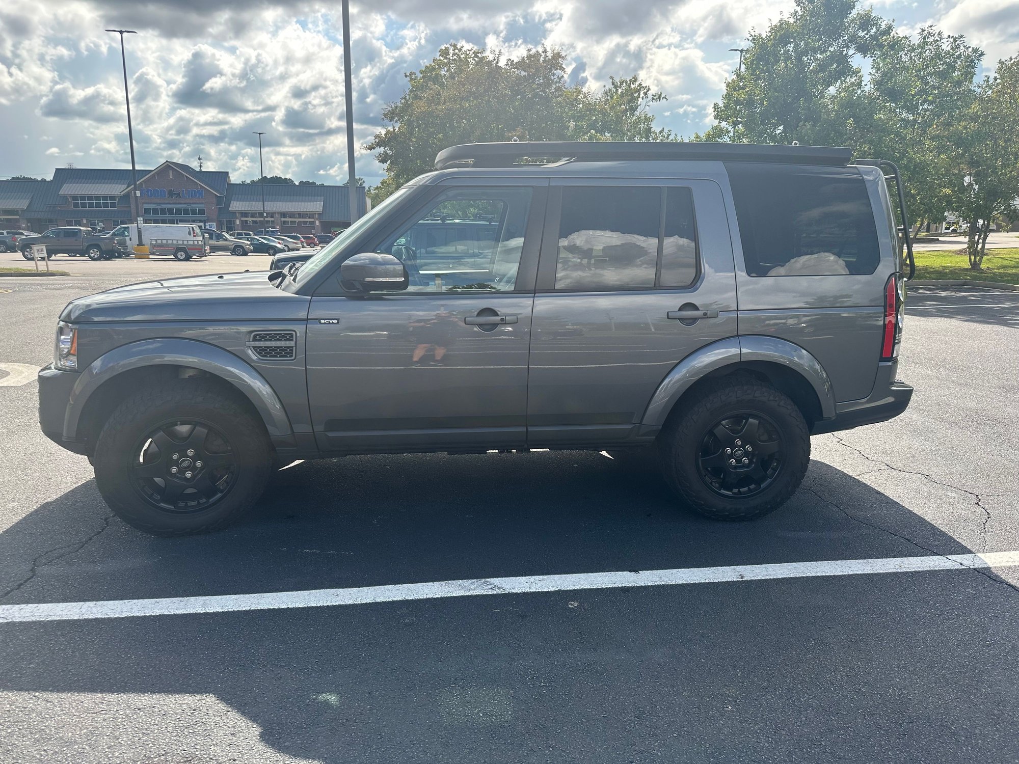 2015 Land Rover LR4 - 2015 LR4 W/ 500 miles on new engine - Used - VIN SALAG2V65FA761675 - 103,000 Miles - 6 cyl - 4WD - Automatic - SUV - Gray - Centerport, NY 11721, United States