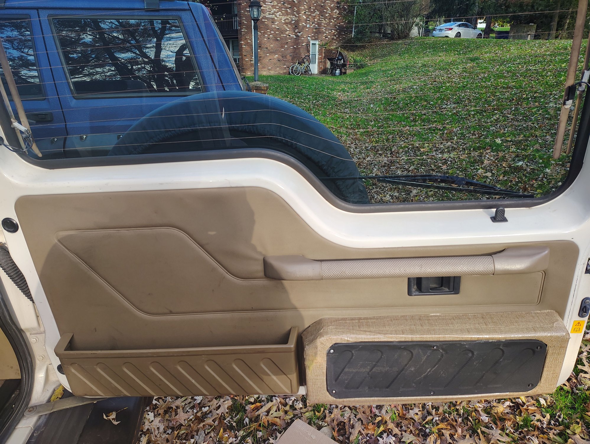 1998 Land Rover Discovery - 1998 discovery 1 no rust well sorted - Used - VIN Saljy1248wa790534 - 182,600 Miles - 8 cyl - 4WD - Automatic - SUV - White - Wellsburg, WV 26070, United States