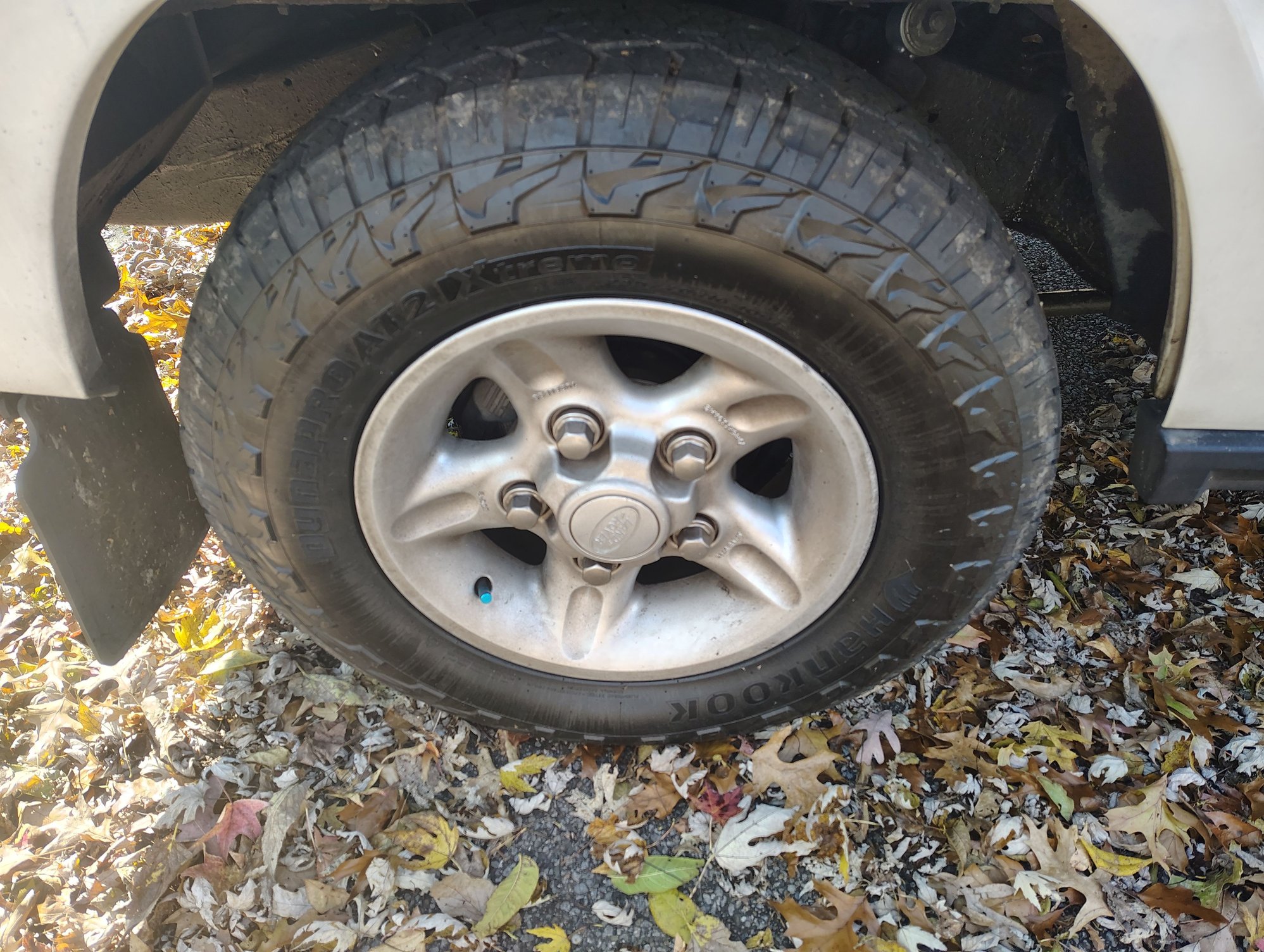 1998 Land Rover Discovery - 1998 discovery 1 no rust well sorted - Used - VIN Saljy1248wa790534 - 182,600 Miles - 8 cyl - 4WD - Automatic - SUV - White - Wellsburg, WV 26070, United States
