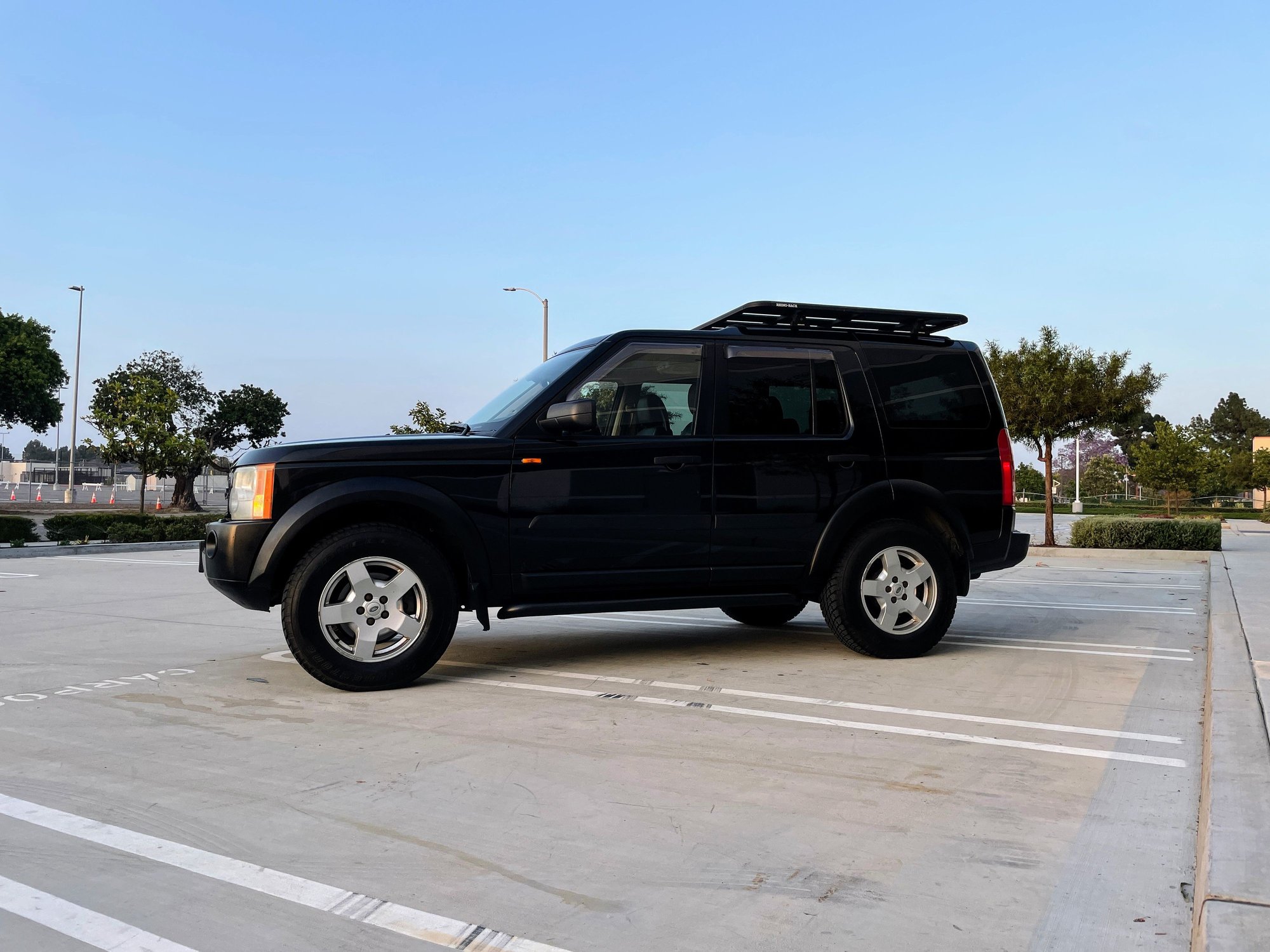 2005 Land Rover LR3 - SoCal: 2005 Land Rover LR3 with some upgrades - Used - VIN salaa25465a304954 - 212,600 Miles - 8 cyl - 4WD - Automatic - SUV - Black - Long Beach, CA 90808, United States