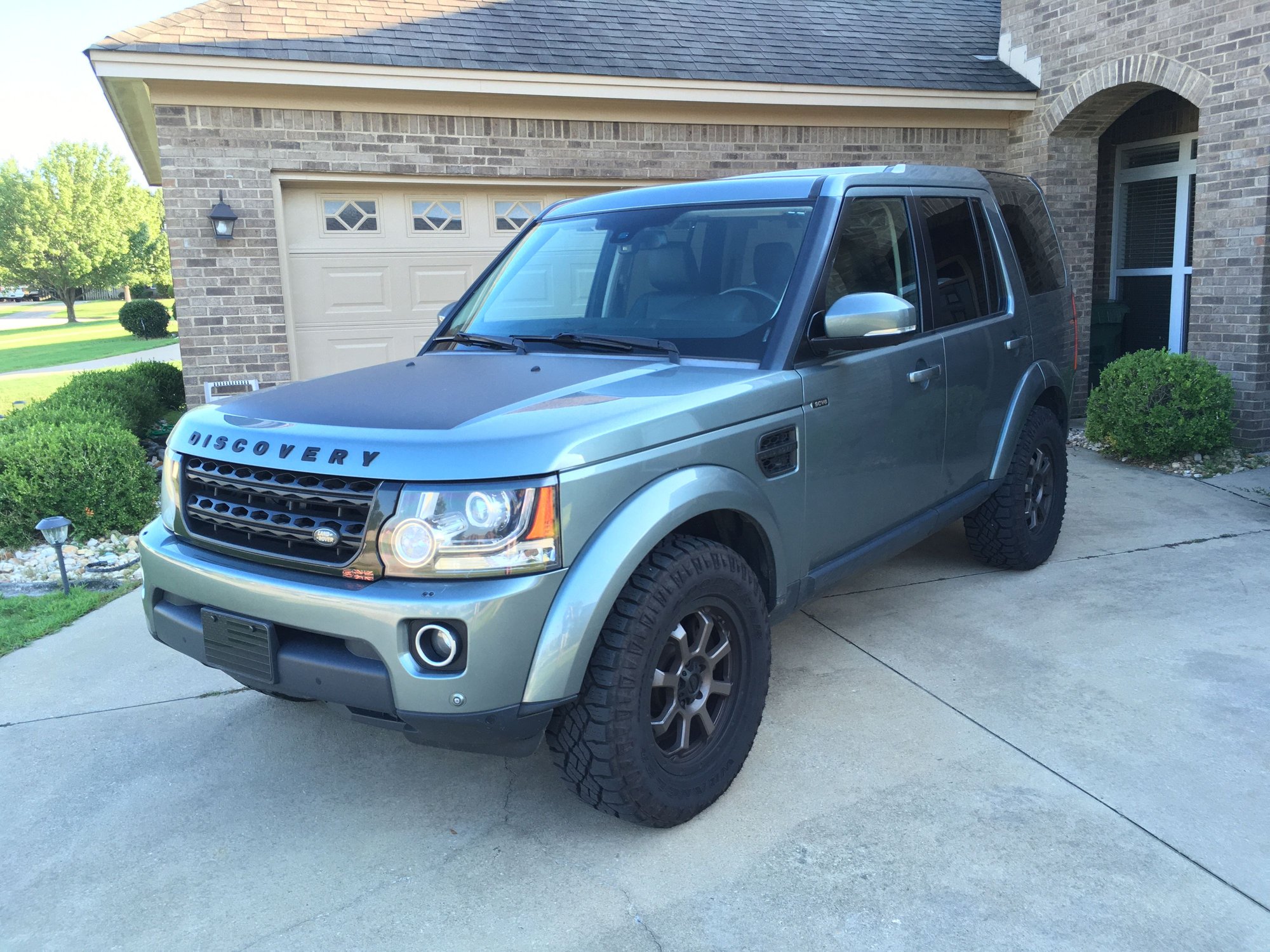 2014 Land Rover LR4 - 2014 Land Rover LR4 with Heavy Duty Pkg and Spare Carrier - Used - VIN SALAK2V66EA719626 - 94,900 Miles - 6 cyl - 4WD - Automatic - SUV - Gray - Montgomery, AL 36117, United States