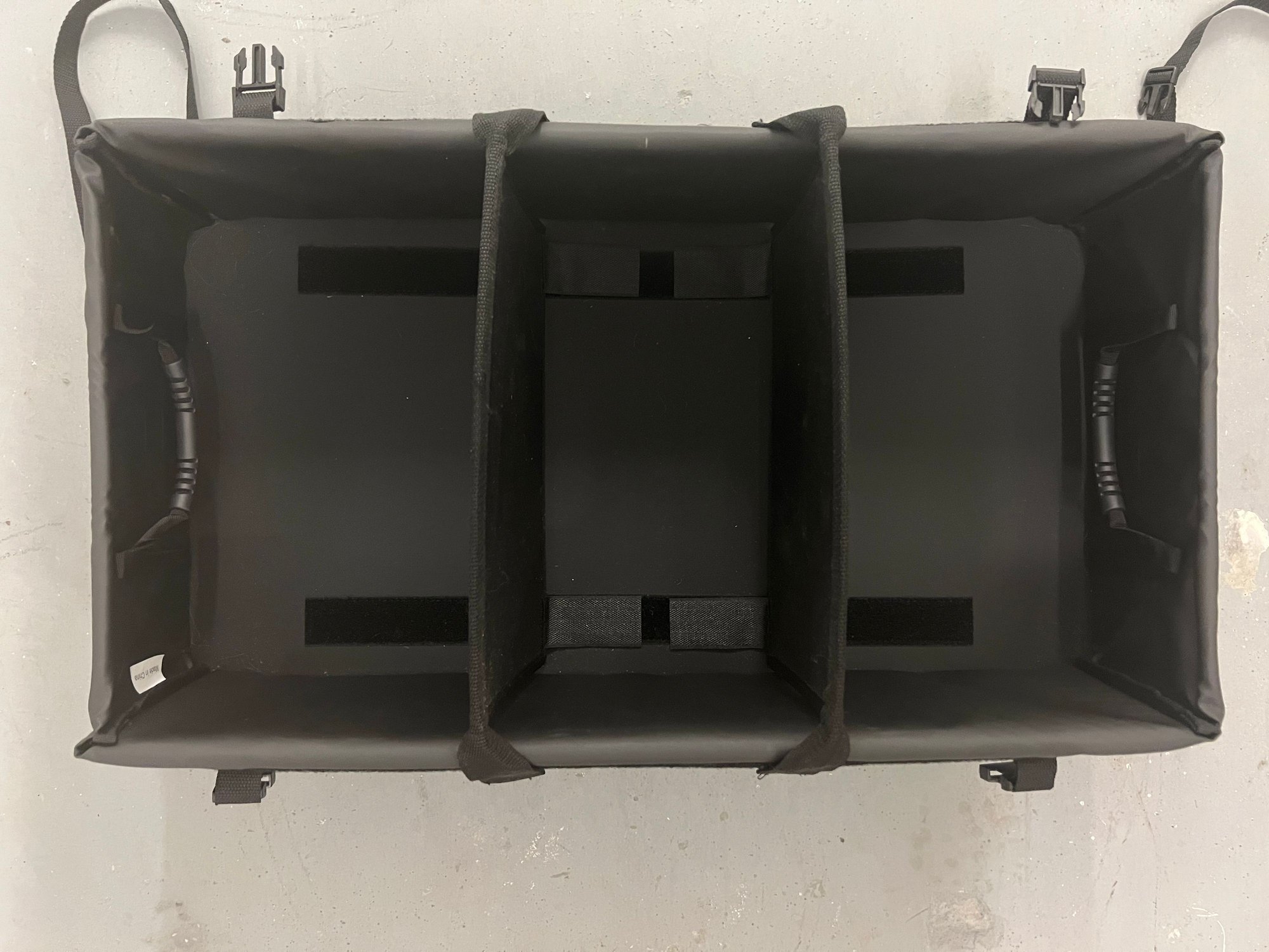 2020 Land Rover Defender - Collapsible Cargo Organizer (EEA500050PVJ) - Accessories - $50 - Atlanta, GA 30309, United States