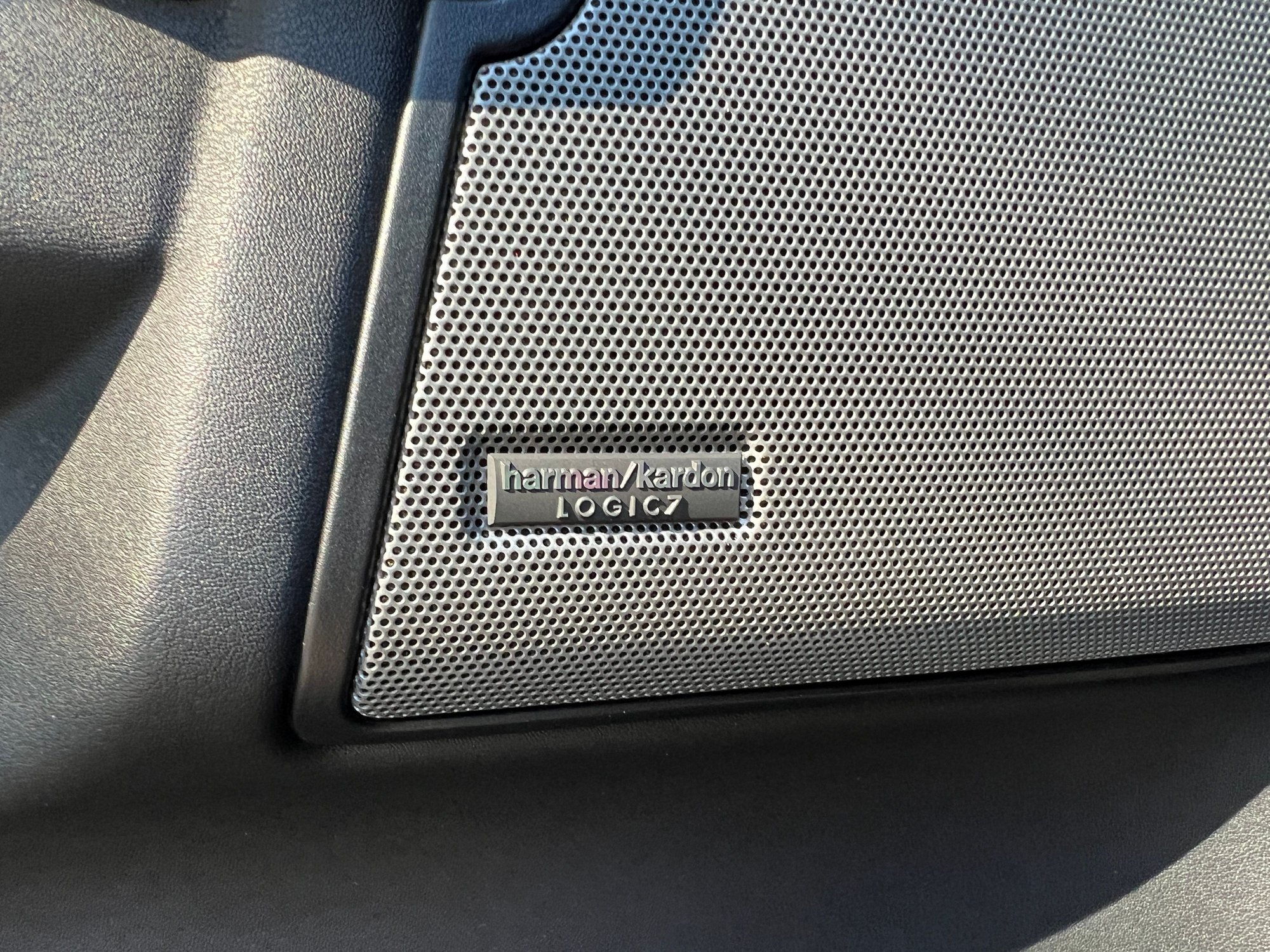 2012 Land Rover LR4 - Clean 2012 LR4 HSE - Used - VIN SALAG2D4XCA622279 - 106,800 Miles - 8 cyl - 4WD - Automatic - SUV - Black - Daytona Beach, FL 32174, United States