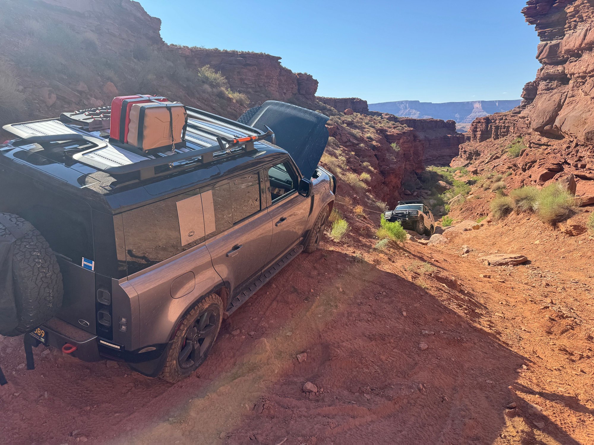 Lockhart Trail / Lockhart Road (waypoint #10 on Trails Offroad for anyone familiar... oy vey). Winching the D2