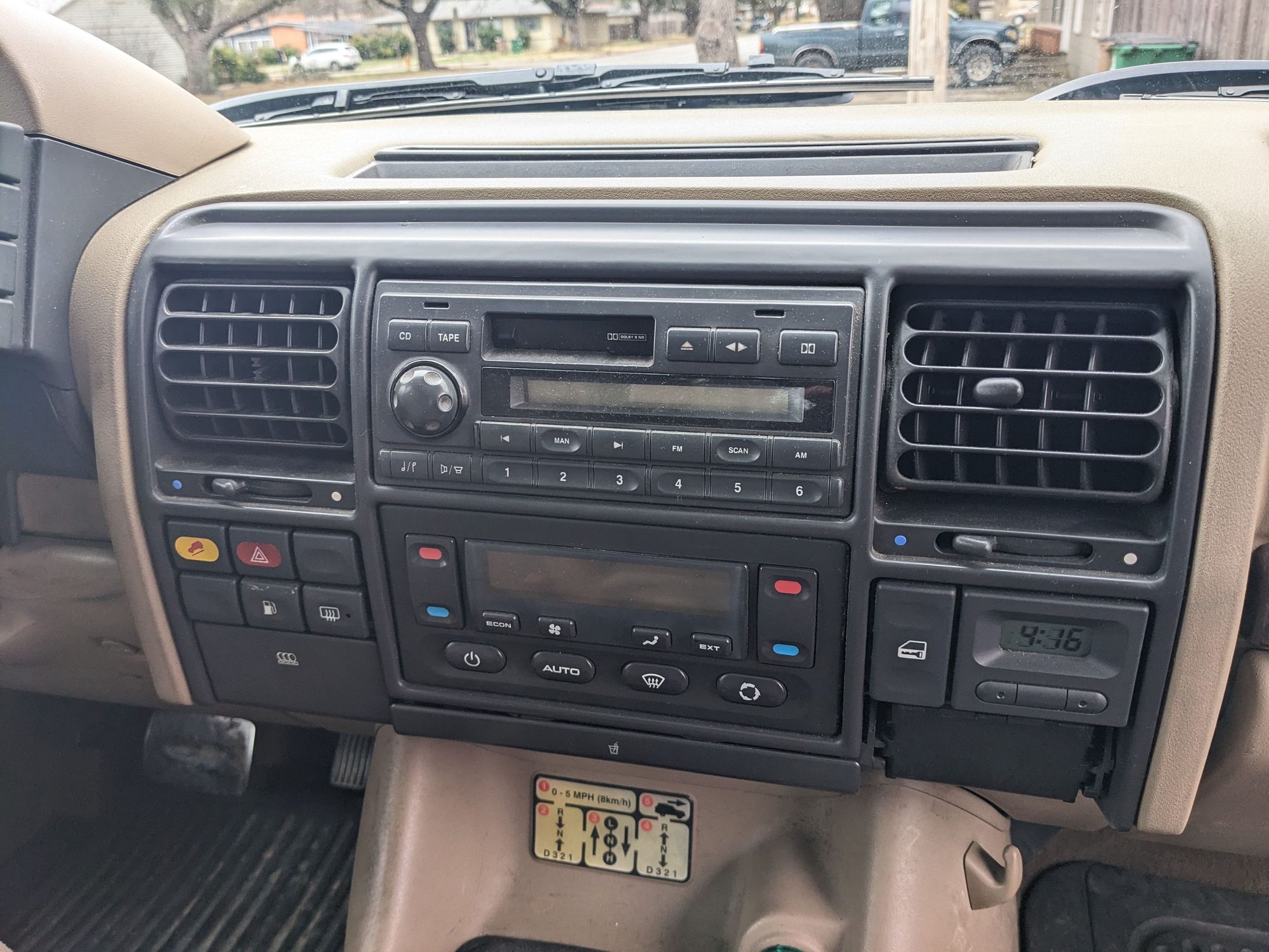2001 Land Rover Discovery - 2001 Land Rover Discovery II in Texas - Used - VIN SALTH15401A718952 - 8 cyl - 4WD - Automatic - Black - San Angelo, TX 76901, United States