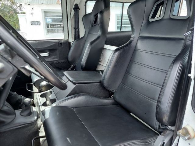1990 Land Rover Range Rover - 1990 Land Rover Defender 90 200TDI - Used - VIN SALLOWAB7FA427983 - 68,500 Miles - 4 cyl - AWD - Manual - Truck - White - Houston, TX 72405, United States