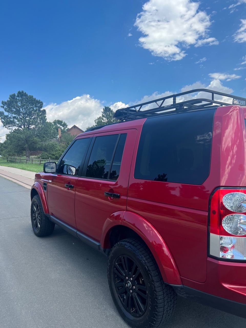 2013 Land Rover LR4 - Beautiful 2013 LR4 Firenze Red - Used - VIN SALAG2D41DA694618 - 8 cyl - 4WD - Automatic - SUV - Red - Colorado Springs, CO 80919, United States