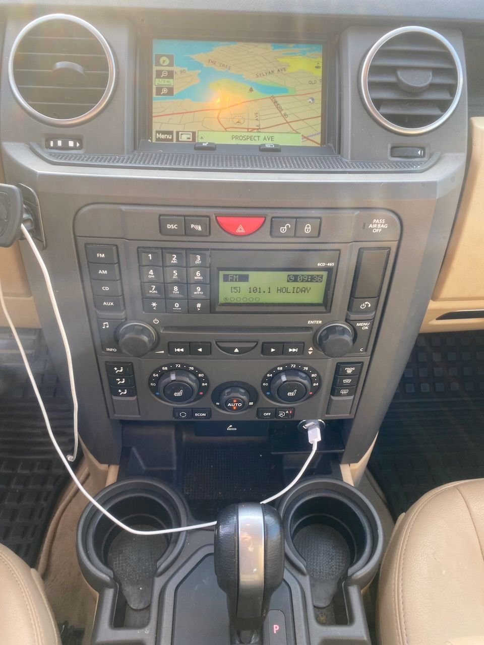 2007 Land Rover LR3 - 2007 Land Rover LR3 HSE/Tonga Green/Beige/HD package/87k miles - Used - VIN SALAG25467A420396 - 87,200 Miles - 4WD - Automatic - SUV - Mamaroneck, NY 10543, United States