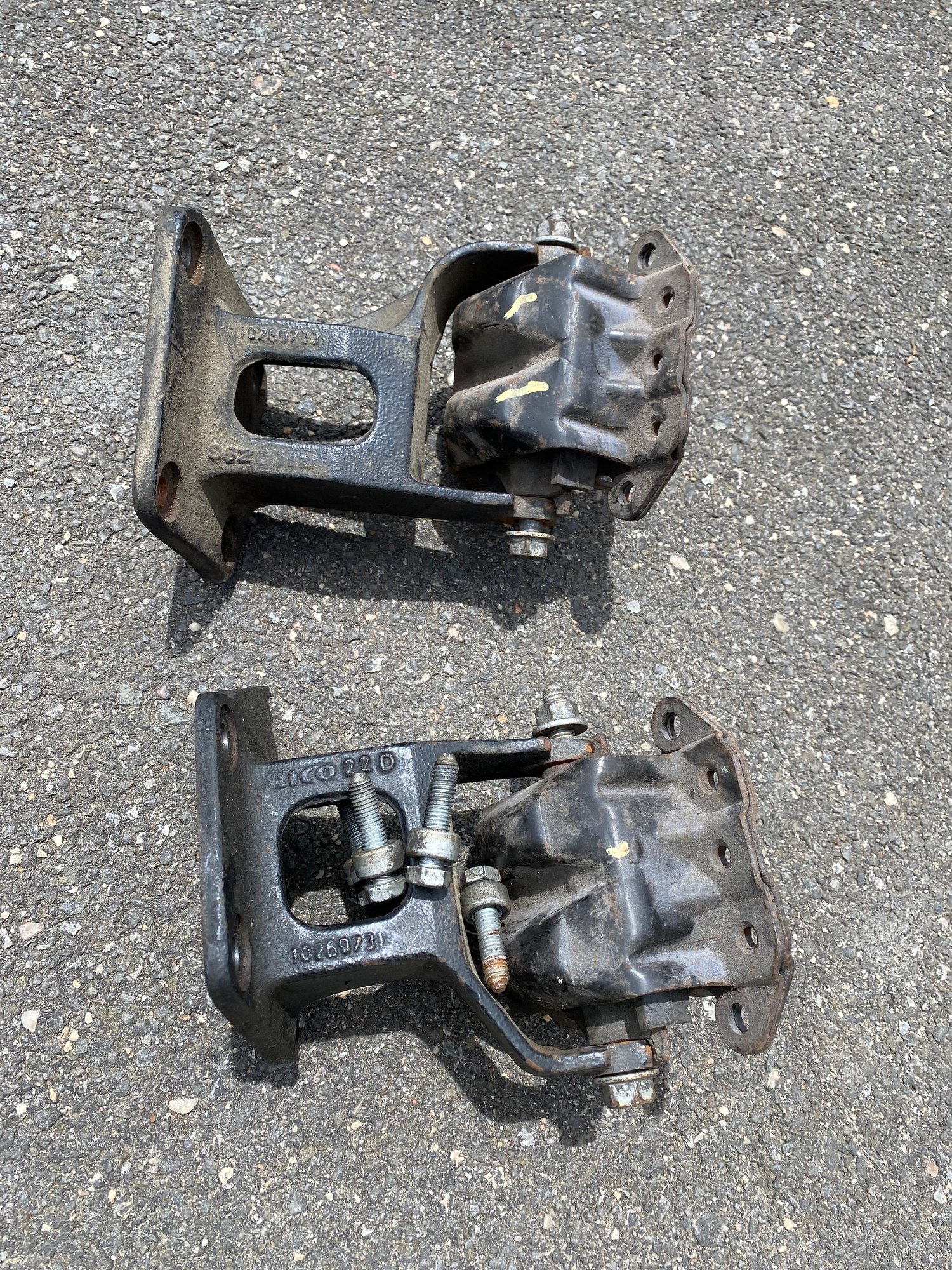 9802 LS1 engine mount set LS1TECH Camaro and Firebird Forum Discussion
